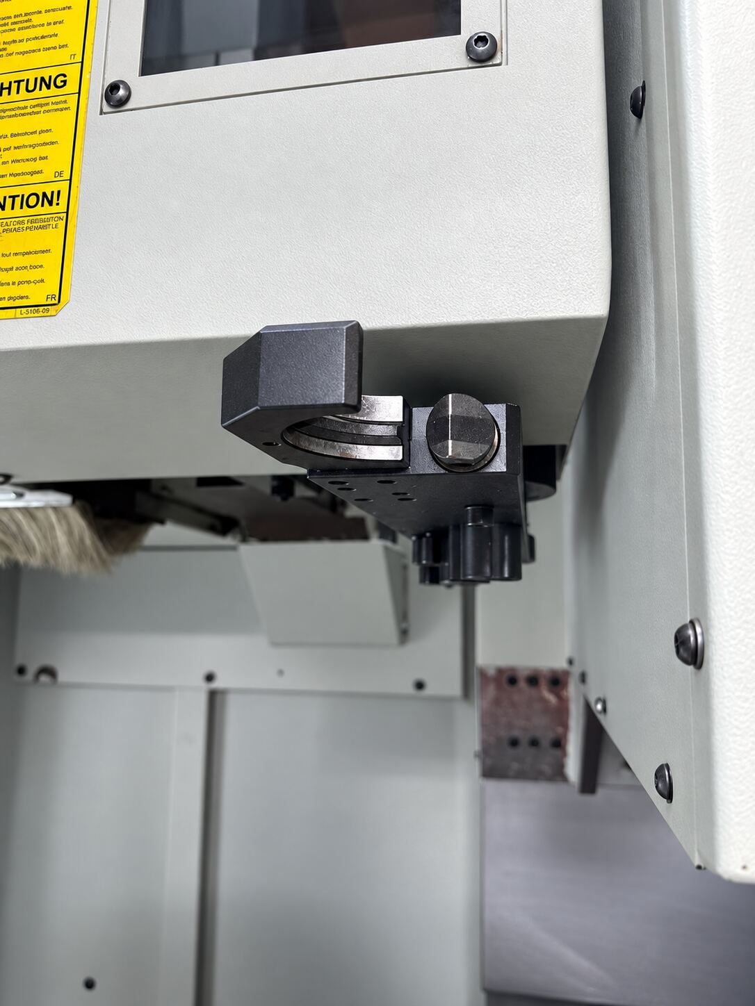 DUGARD V20-5